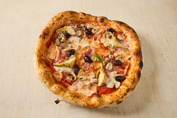 Pizza Capricciosa