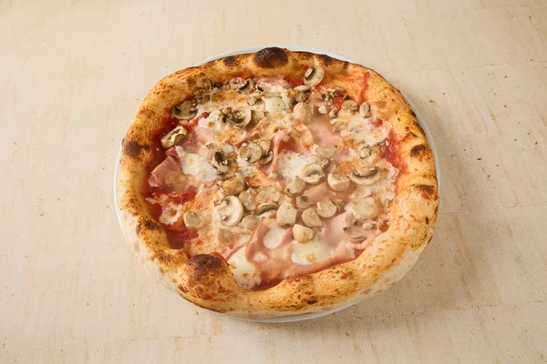Pizza Contessa